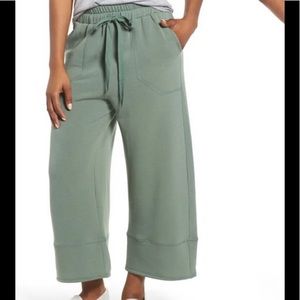 Caslon lounge cropped pants!